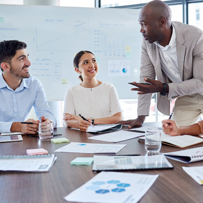 You Need to Align Your Sales Team with Your Marketing Team… Here’s Why